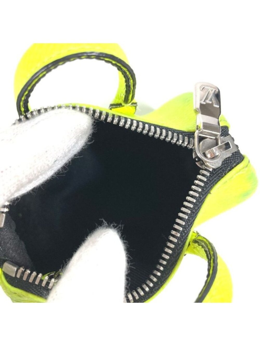 Louis Vuitton Key Holder Porte Cles Mini Keepall Taiga Leather Yellow - Picture 8 of 9